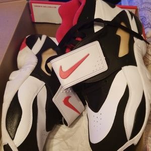 Nike Air Diamond Turf Deon Sanders